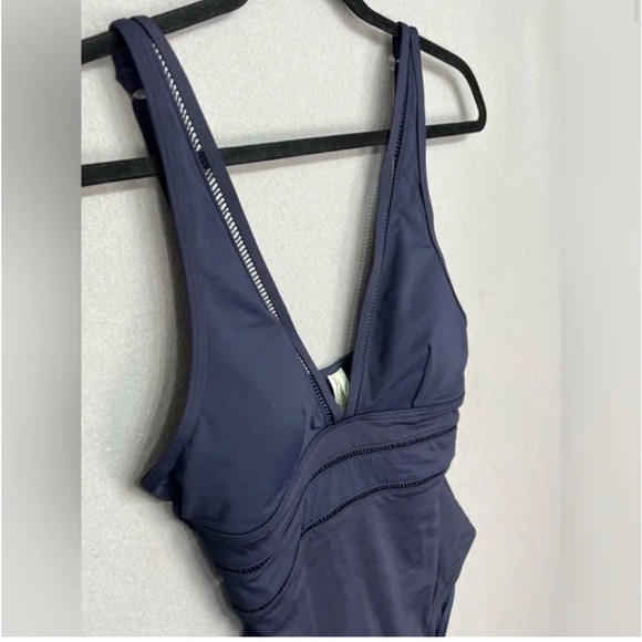 Sea Level Essentials Spliced Cup One Piece Sz 8 - Navy - New w/out tags - Picture 5 of 12